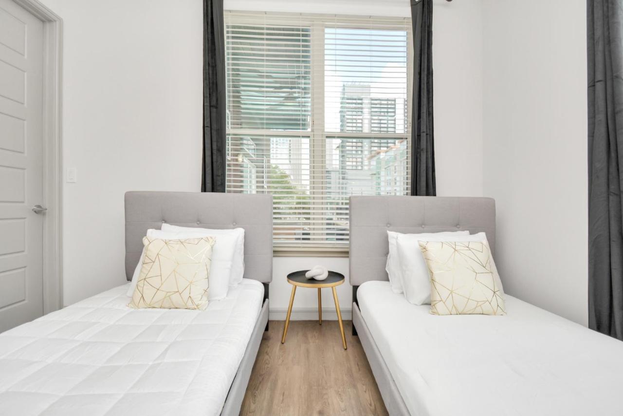 Апартаменты Elan Maison Smart Hub In The Heart Of Downtown Хьюстон Экстерьер фото