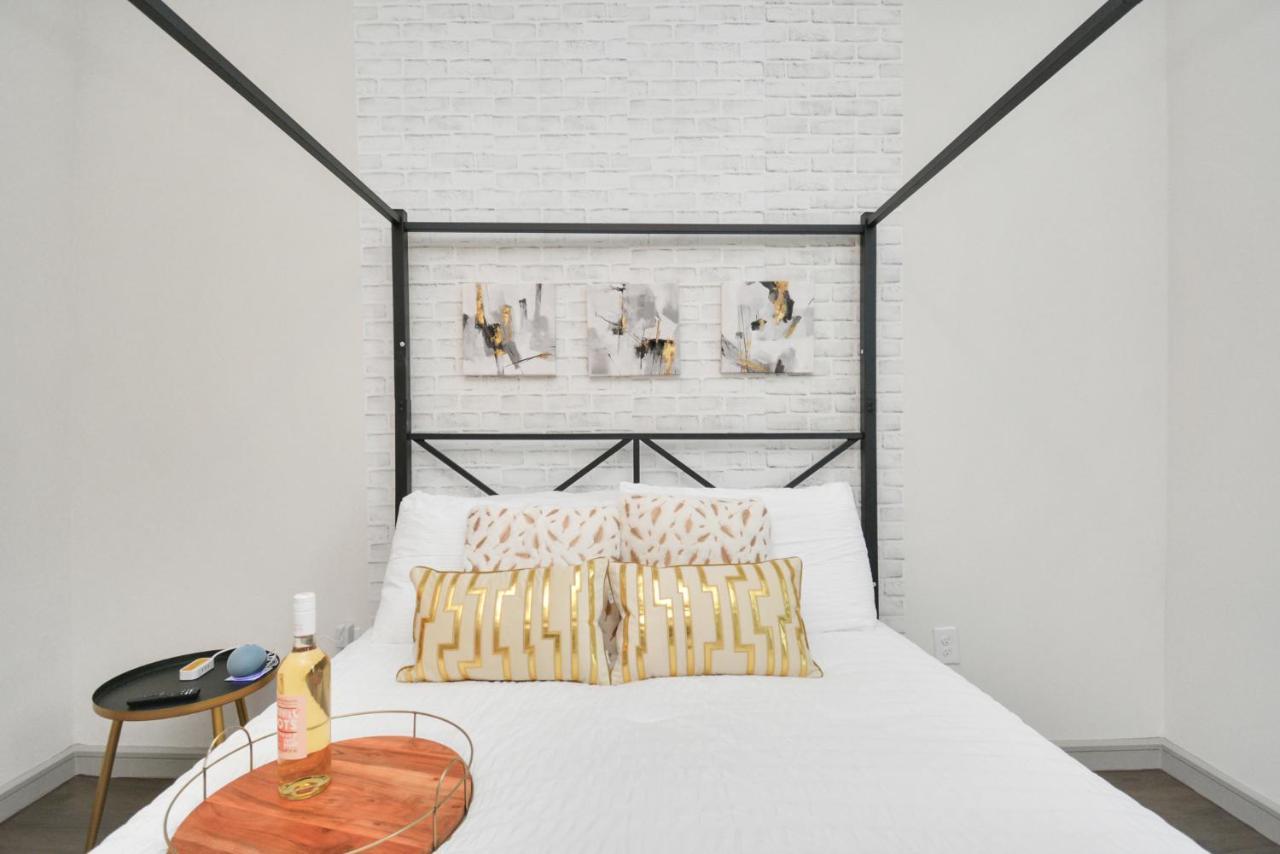 Апартаменты Elan Maison Smart Hub In The Heart Of Downtown Хьюстон Экстерьер фото
